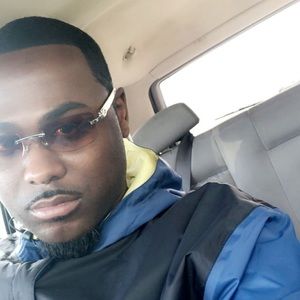 Meet your Posher, Ramone